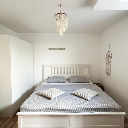 Lovely Basement Rental 布莱德 外观 照片